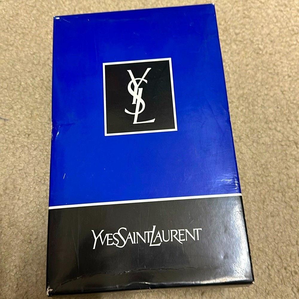 Beautiful Ysl shoes!